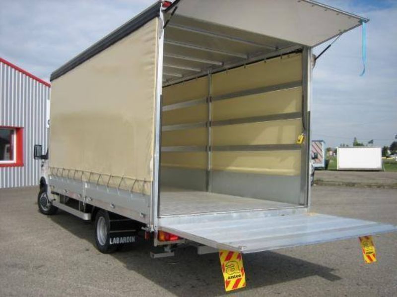 Carrossier véhicule utilitaire Bordeaux,